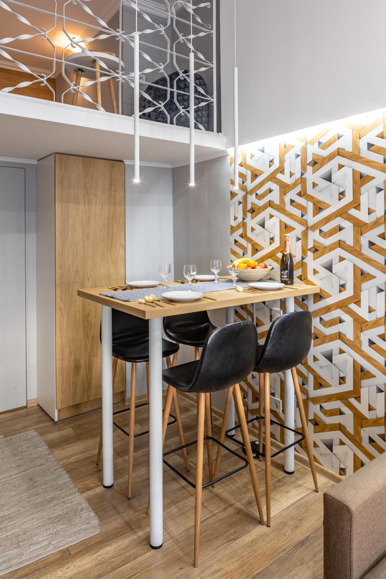 Bv Apartments Black And White Lviv Ngoại thất bức ảnh